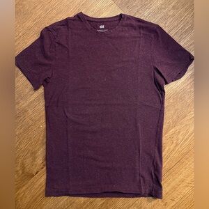H&M Men's Short Sleeve Crew Tee in Deep Burgundy Speckle